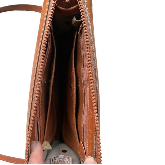 Dooney & Bourke Classic “All Weather” Large Duck British Tan/Taupe Crossbody Bag - Picture 9 of 12